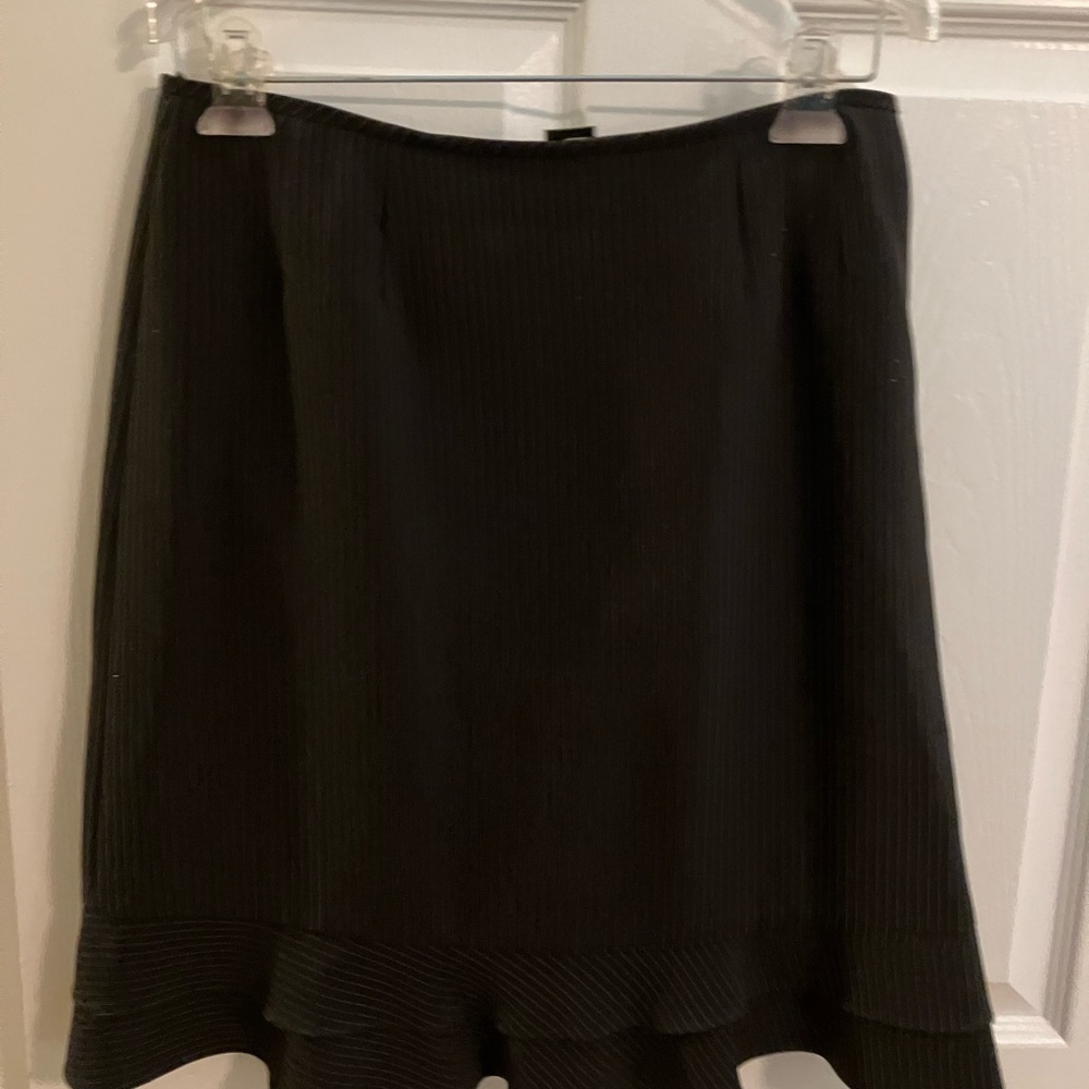 Tahari Black Pinstripe Women's Skirt Suit - Picture 3 of 6